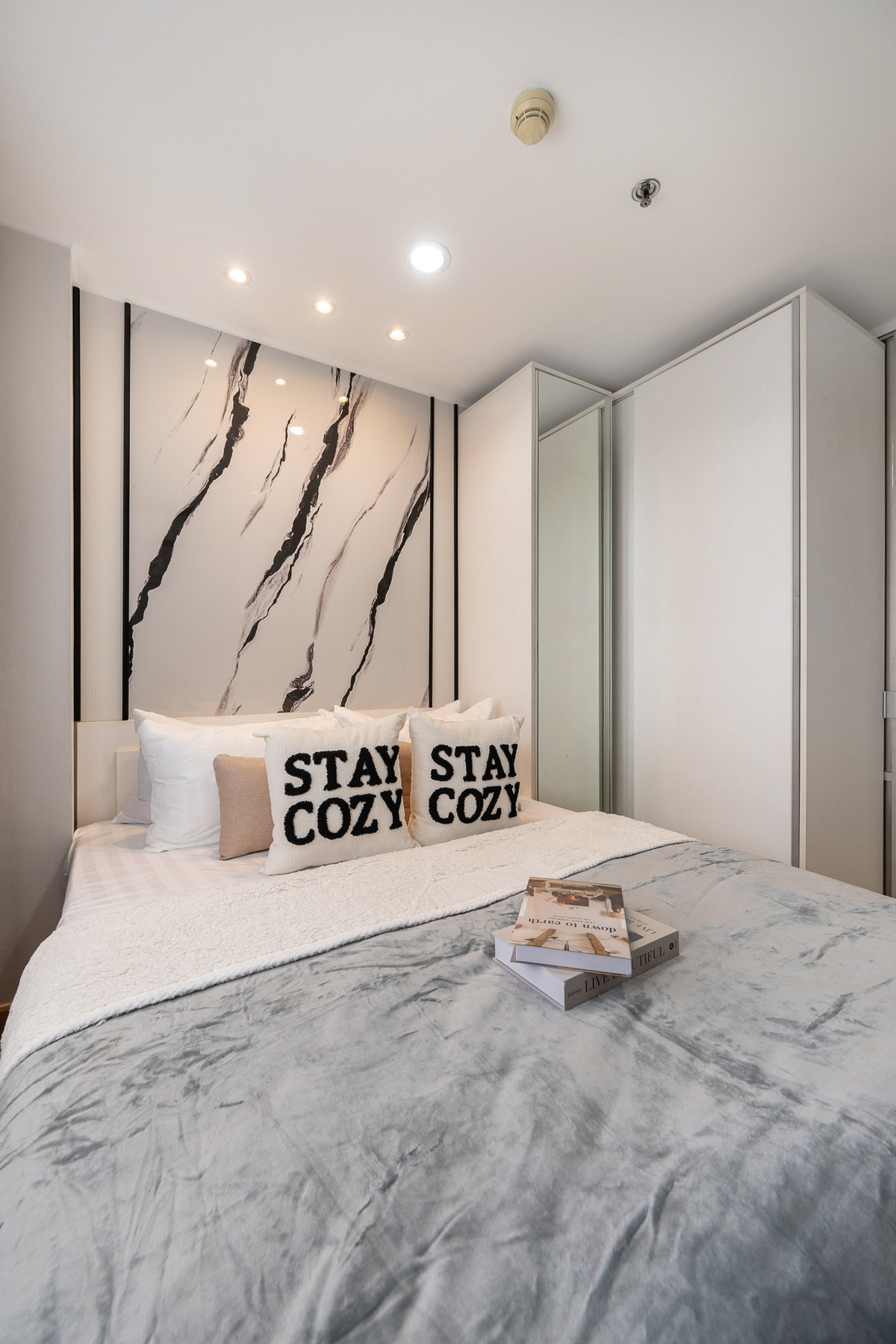 ขายคอนโดนวมินทร์ รามอินทรา : Lumpini Condo Town Ramintra-Nawamin  (ลุมพินี คอนโดทาวน์ รามอินทรา-นวมินทร์)