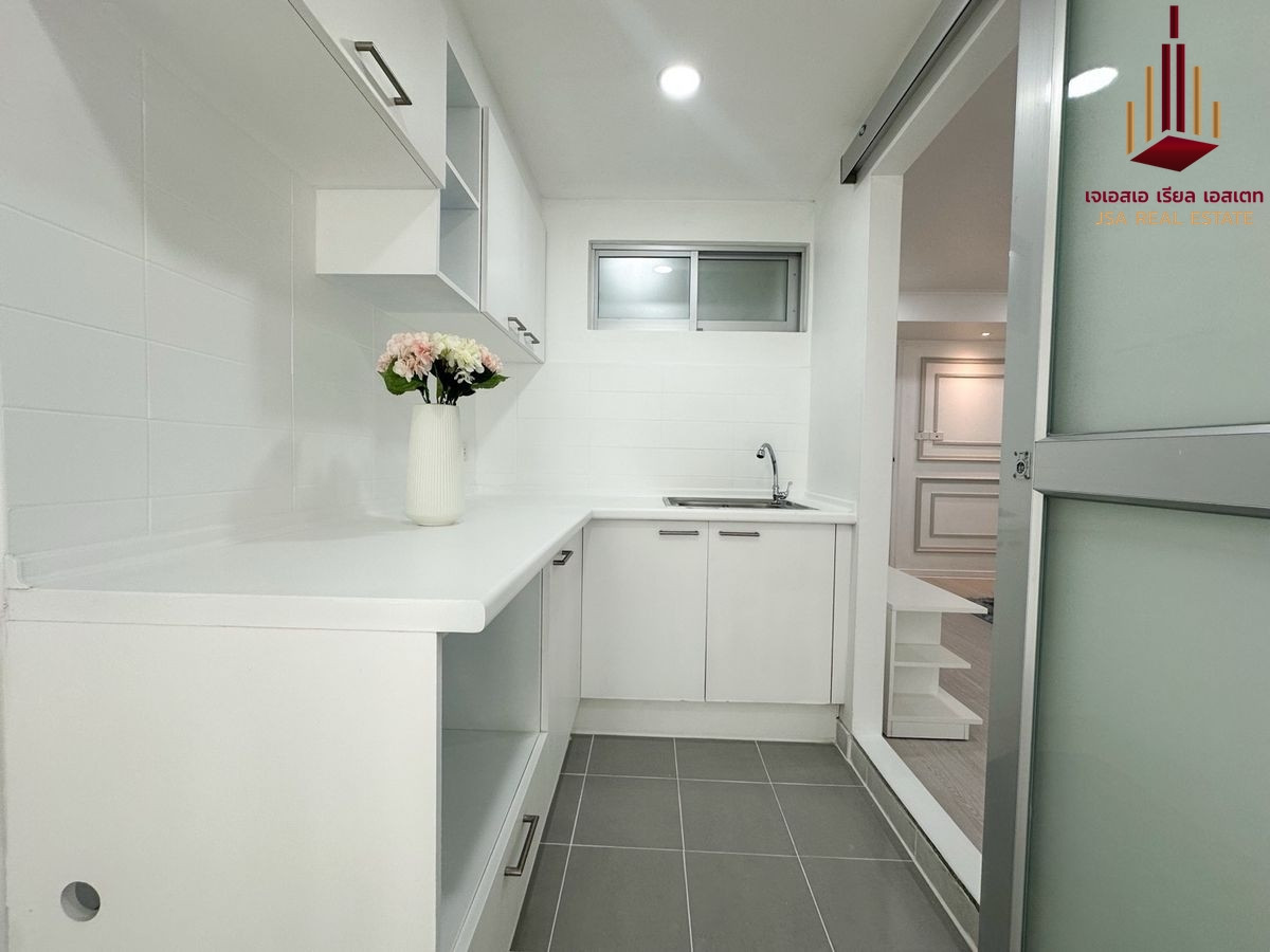 For SaleCondoRatchadapisek, Huaikwang, Suttisan : ✨ Lumpini Ville Cultural Center for sale ✨ Beautifully decorated room, ready to move in.