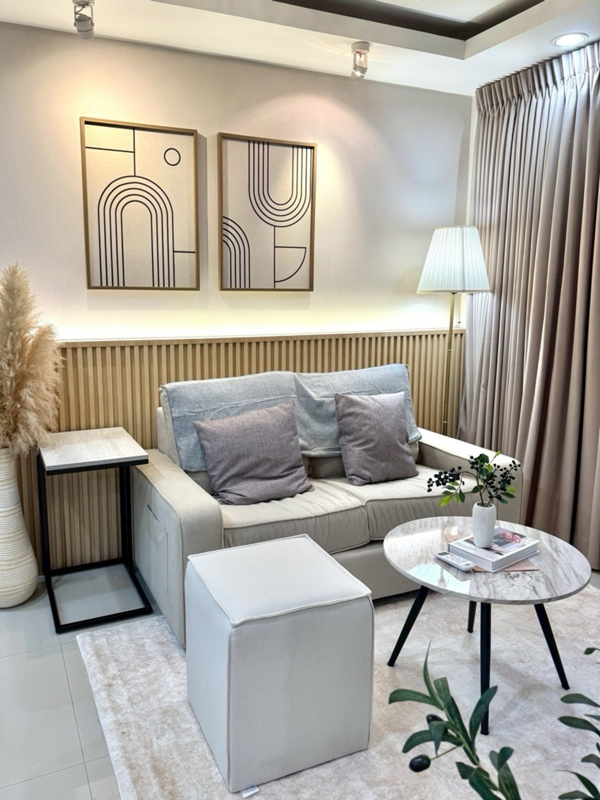 For RentCondoSukhumvit, Asoke, Thonglor : ✨ Newly Renovated Condo in the Heart of Thonglor — Fully Furnished & Ready to Move In! ✨