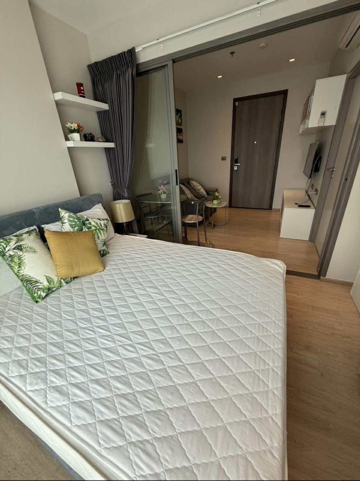 For RentCondoThaphra, Talat Phlu, Wutthakat : Whizdom Station Ratchada Tha Phra【𝐑𝐄𝐍𝐓】🔥Simple yet functional, perfect minimalist tone🔥 Contact Line ID: @hacondo