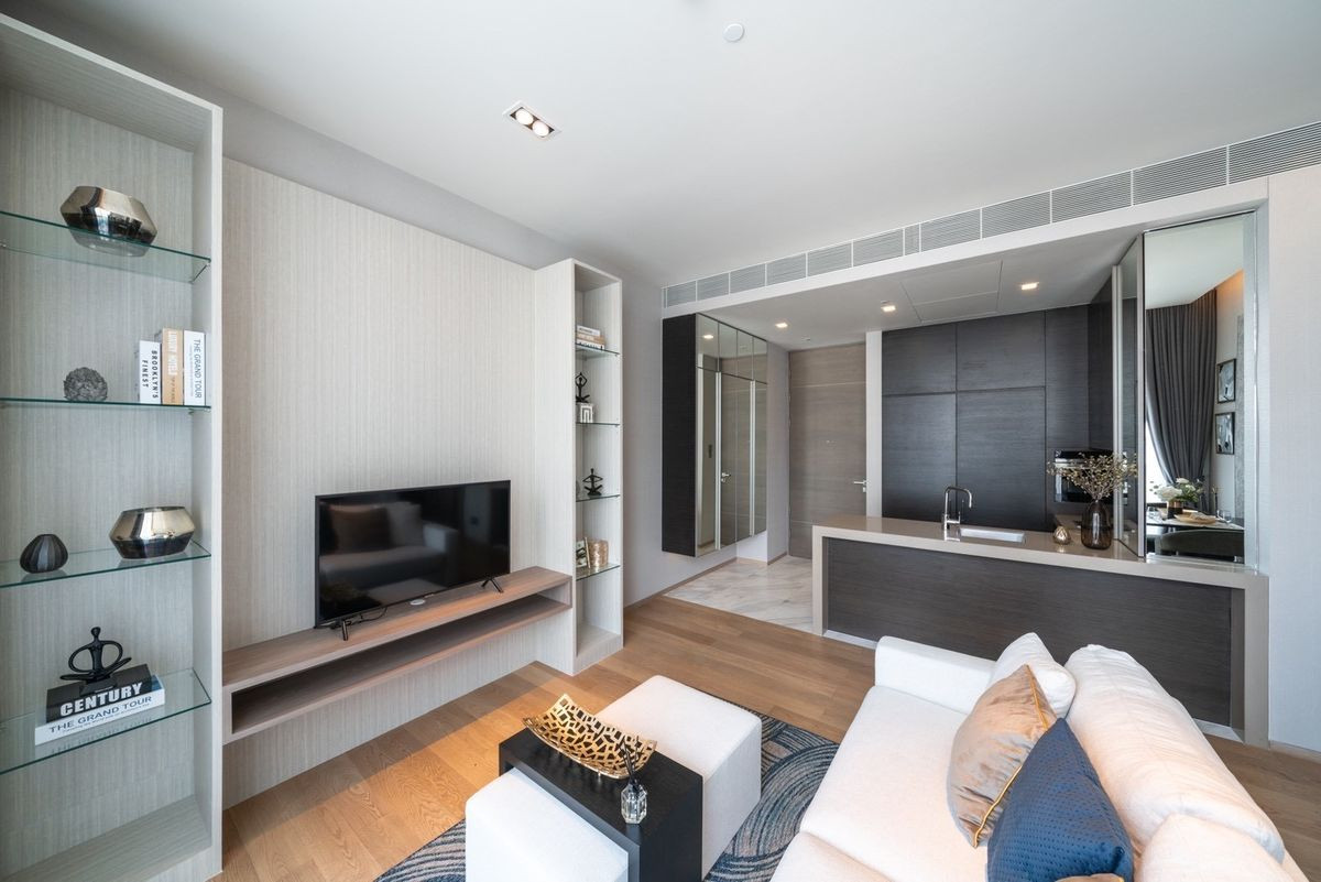 ให้เช่าคอนโดสีลม ศาลาแดง บางรัก : 💥CP-7471💥ว่าง ให้ เช่า   ศาลาแดง วัน👉แอดไลน์ @cozycondo 