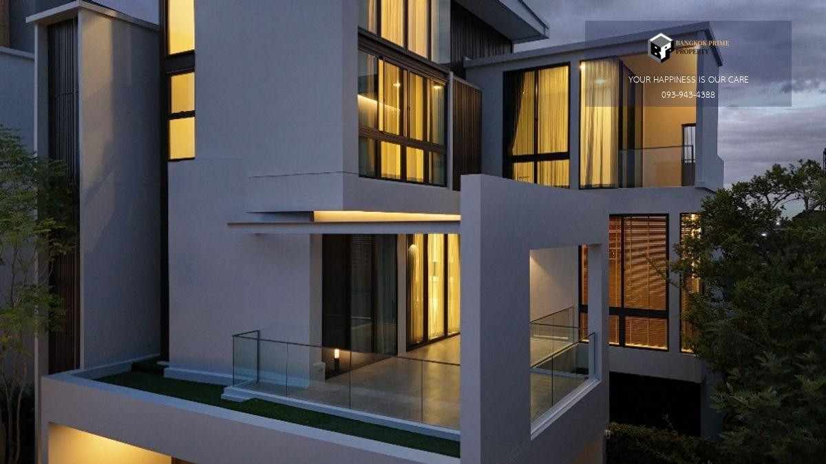 For SaleHouseBangna, Bearing, Lasalle : VIVE Bangna km 13 | 3-story detached house, Hi-end style, modern loft, behind the garden, shady atmosphere 🏠 三层高端现代阁楼别墅 – 面向花园，绿意盎然🌿In the future, we will show you the best #2025102912636