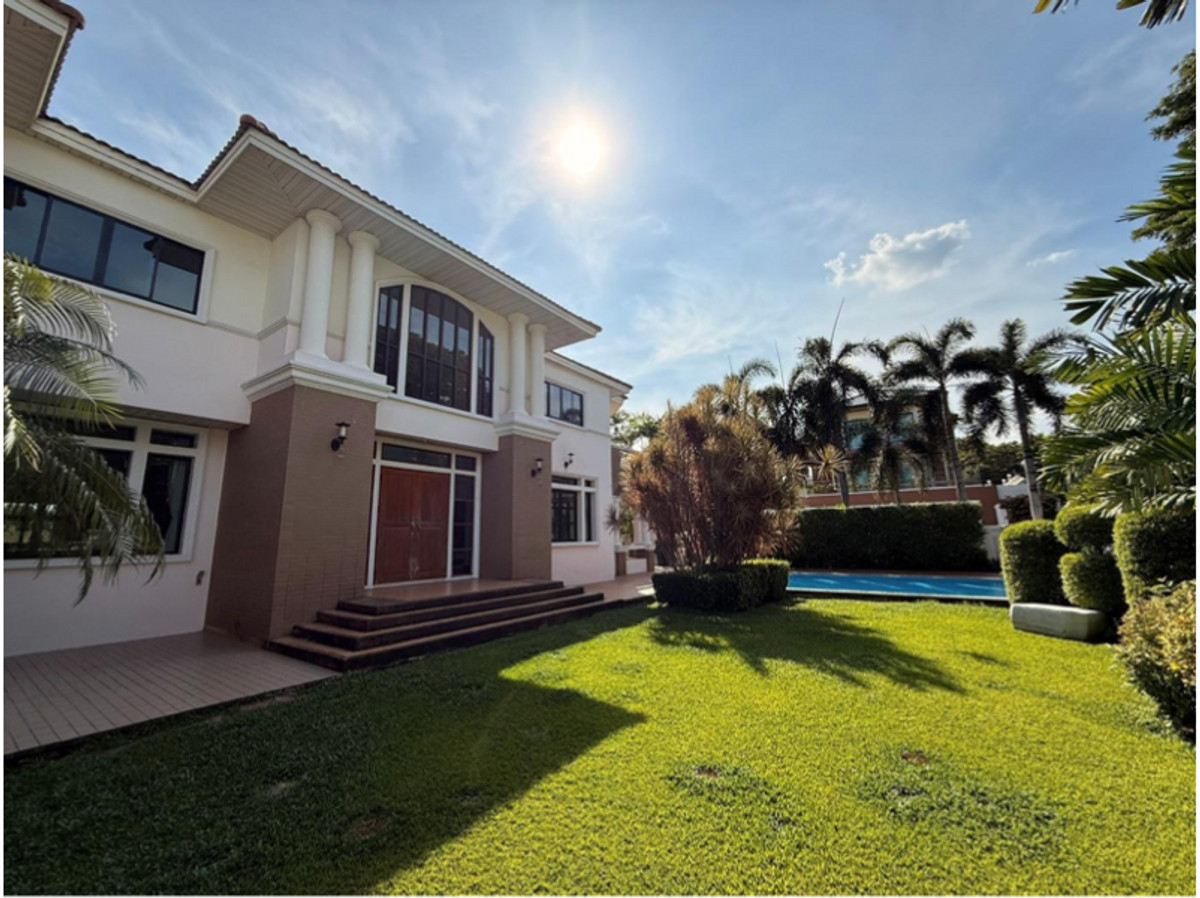 ให้เช่าบ้านพัฒนาการ ศรีนครินทร์ : ให้เช่า Pool Villa บ้านหลังใหญ่พร้อมสวน ปัญญา พัฒนาการ ที่ดิน 210 วา 4 ห้องนอน 