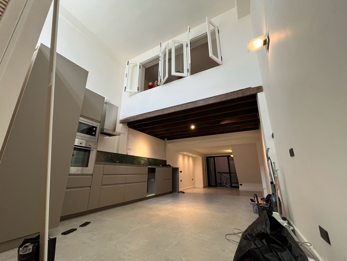 ให้เช่าโฮมออฟฟิศนานา : ให้เช่า โฮมออฟฟิศ นานา สุขุมวิท ใกล้ BTS สถานี นานา 800 เมตร