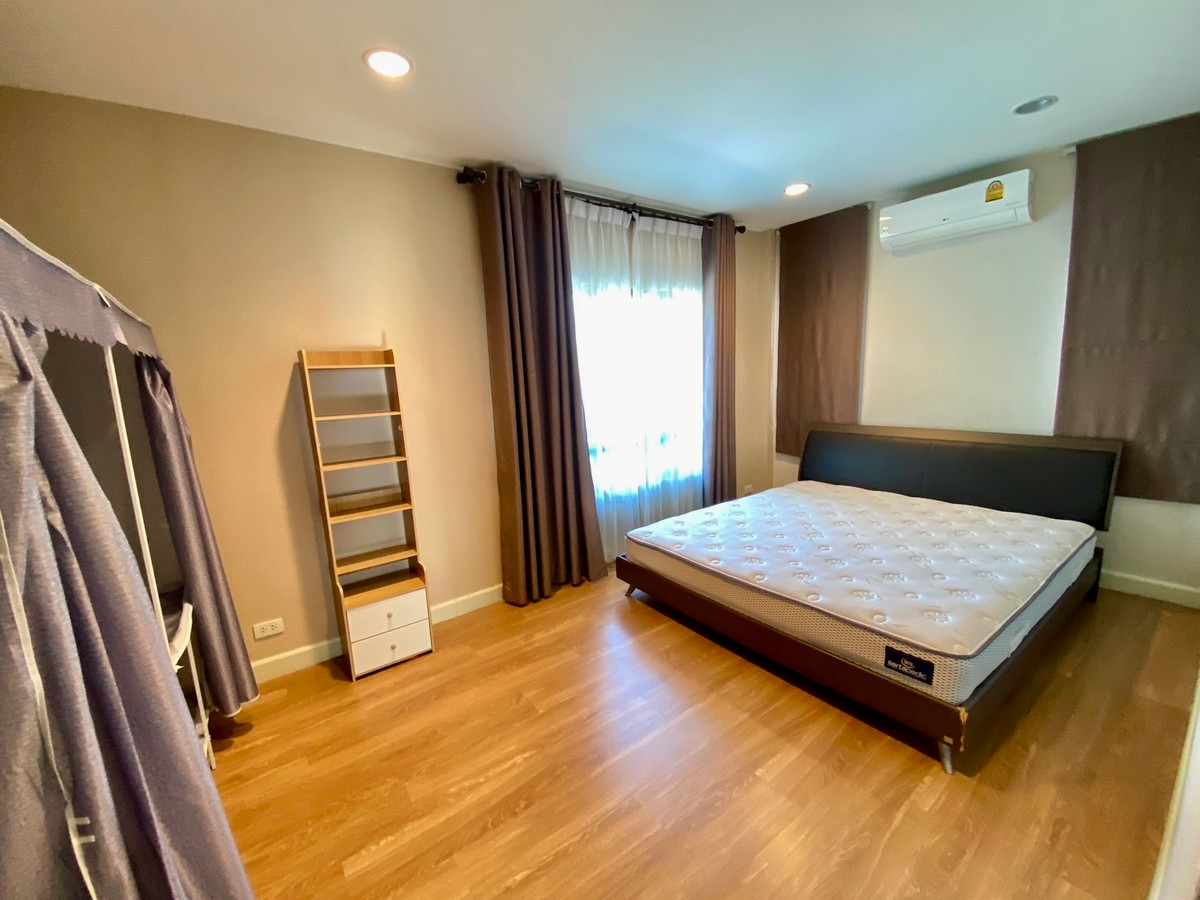 ให้เช่าบ้านนวมินทร์ รามอินทรา : ให้เช่า บ้านเดี่ยว ไลฟ์ บางกอก บลูเลอวาร์ด รามอินทรา 65 | แปลงหน้าสวน ใกล้รถไฟฟ้าสายสีชมพู วัชรพล - คู้บอน | พร้อมอยู่