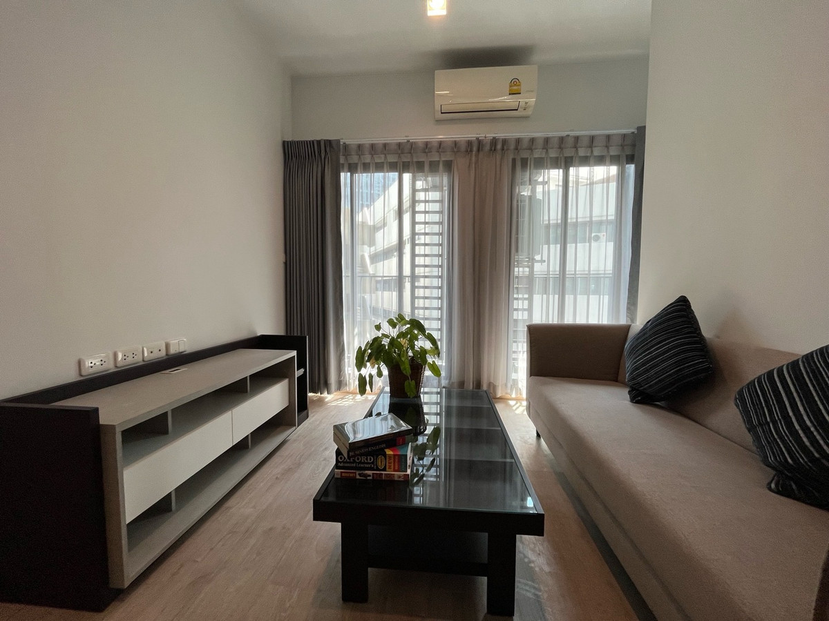 ขายคอนโดพระราม 9 เพชรบุรีตัดใหม่ RCA : ✨ ขาย Ideo New Rama 9 (ไอดีโอ นิว พระราม 9)

ห้อง Combine ห้องมุม Rare Unit สภาพใหม่ 100%🏠 พีรพงศ์ ฟีฟ่า 087-808-3690