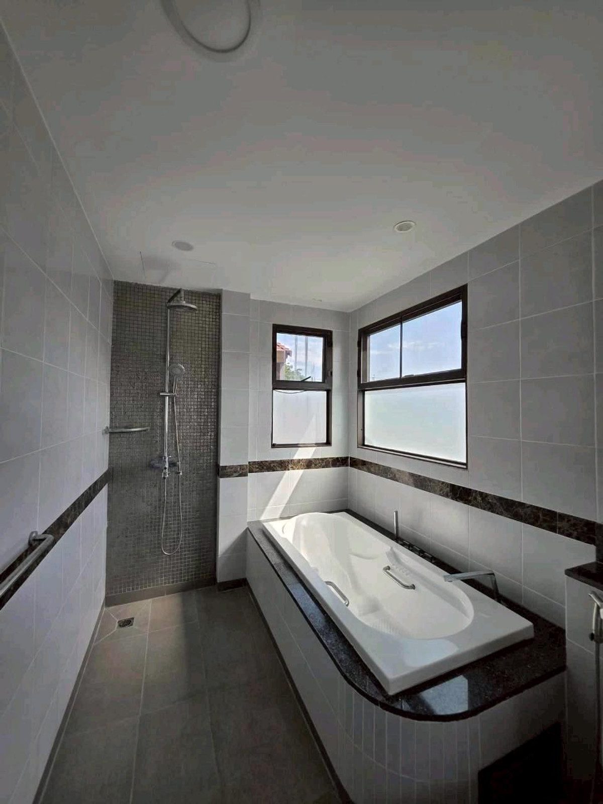 ให้เช่าบ้านลาดกระบัง สุวรรณภูมิ : 🏡ให้เช่า Luxury Pool Villa – พระราม 9✨พื้นที่ใช้สอย 650 ตร.ม.💎6 beds | 6 Baths | สระว่ายน้ำส่วนตัว | พร้อมเข้าอยู่📍Perfect Masterpiece Rama 9  📞099 415 2664