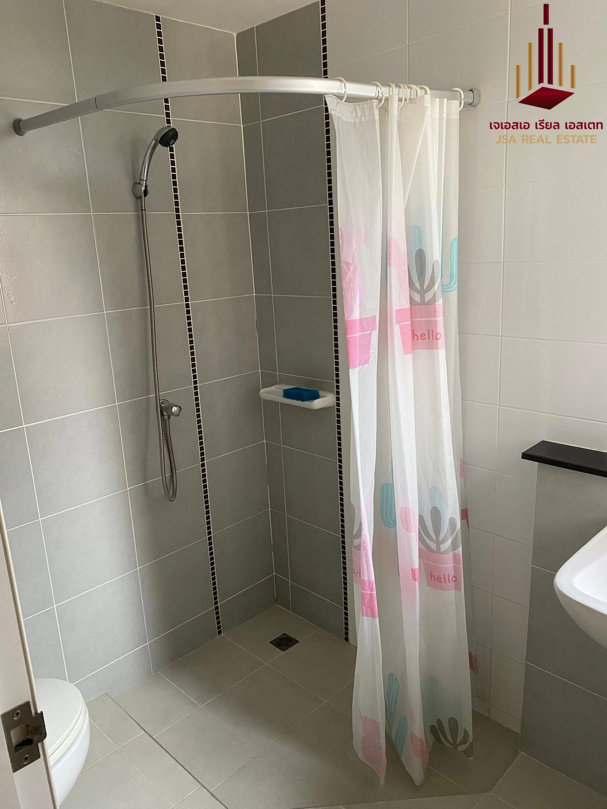 For RentHousePattanakan, Srinakarin : ✨ For Rent: Passorn Prestige Luxe Pattanakarn ✨ 💰 Only 45,000 THB/month