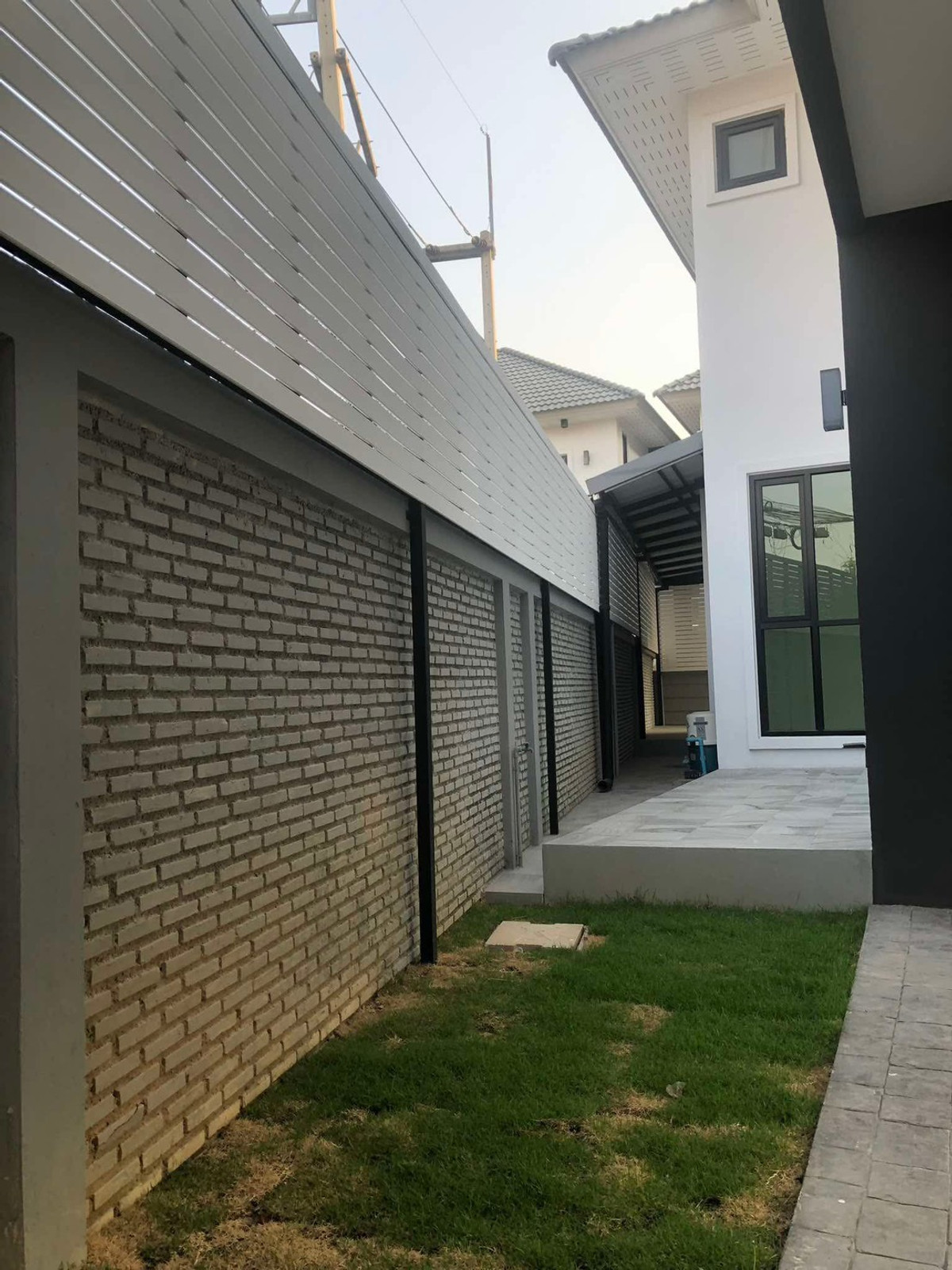 ขายบ้านพัทยา บางแสน ชลบุรี สัตหีบ : ลดเป็นล้าน 🔥 บ้านเดี่ยว เดอะ เลเจนด์ บางแสน / 4 ห้องนอน (ขาย), The Legend Bangsaen / Detached House 4 Bedrooms (FOR SALE) YEAN042