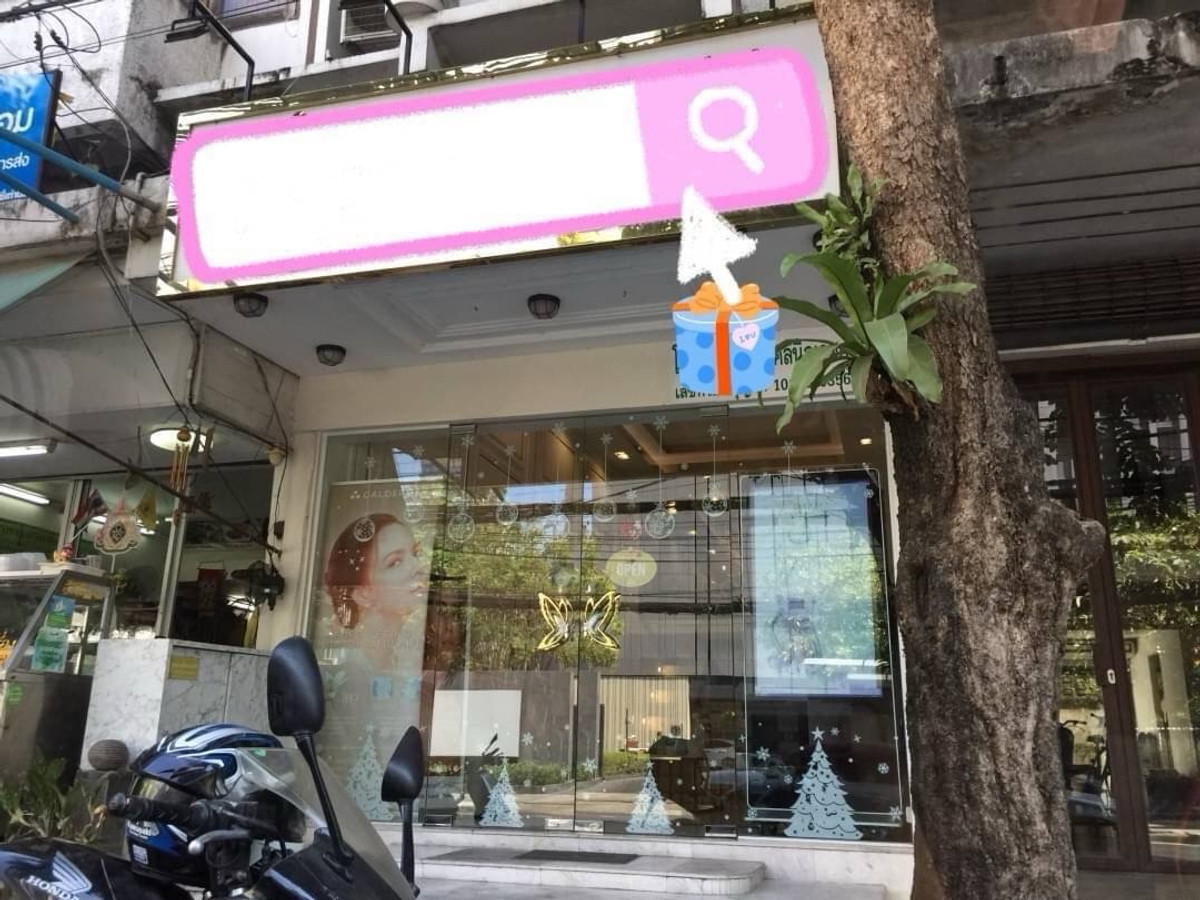 อาคารพาณิชย์สุขุมวิท อโศก ทองหล่อ : 📢👇เริ่มต้นธุรกิจของคุณในทำเลศักยภาพ!
อาคารพาณิชย์สูง 5 ชั้นครึ่ง ติดถนนใหญ่ รายล้อมด้วยย่านคึกคัก เดินทางสะดวก ทำเลดีตามหลักฮวงจุ้ย เหมาะสำหรับทำออฟฟิศ คาเฟ่ โชว์รูม หรือธุรกิจอื่น ๆ