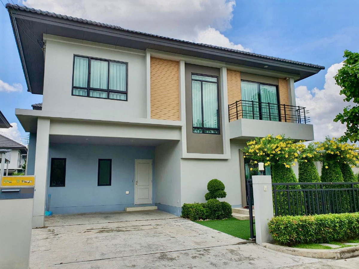 ให้เช่าบ้านนวมินทร์ รามอินทรา : ให้เช่า บ้านเดี่ยว ไลฟ์ บางกอก บลูเลอวาร์ด รามอินทรา 65 | แปลงหน้าสวน ใกล้รถไฟฟ้าสายสีชมพู วัชรพล - คู้บอน | พร้อมอยู่