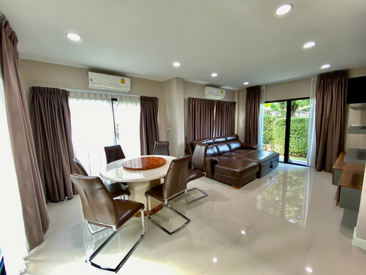 ให้เช่าบ้านนวมินทร์ รามอินทรา : ให้เช่า บ้านเดี่ยว ไลฟ์ บางกอก บลูเลอวาร์ด รามอินทรา 65 | แปลงหน้าสวน ใกล้รถไฟฟ้าสายสีชมพู วัชรพล - คู้บอน | พร้อมอยู่