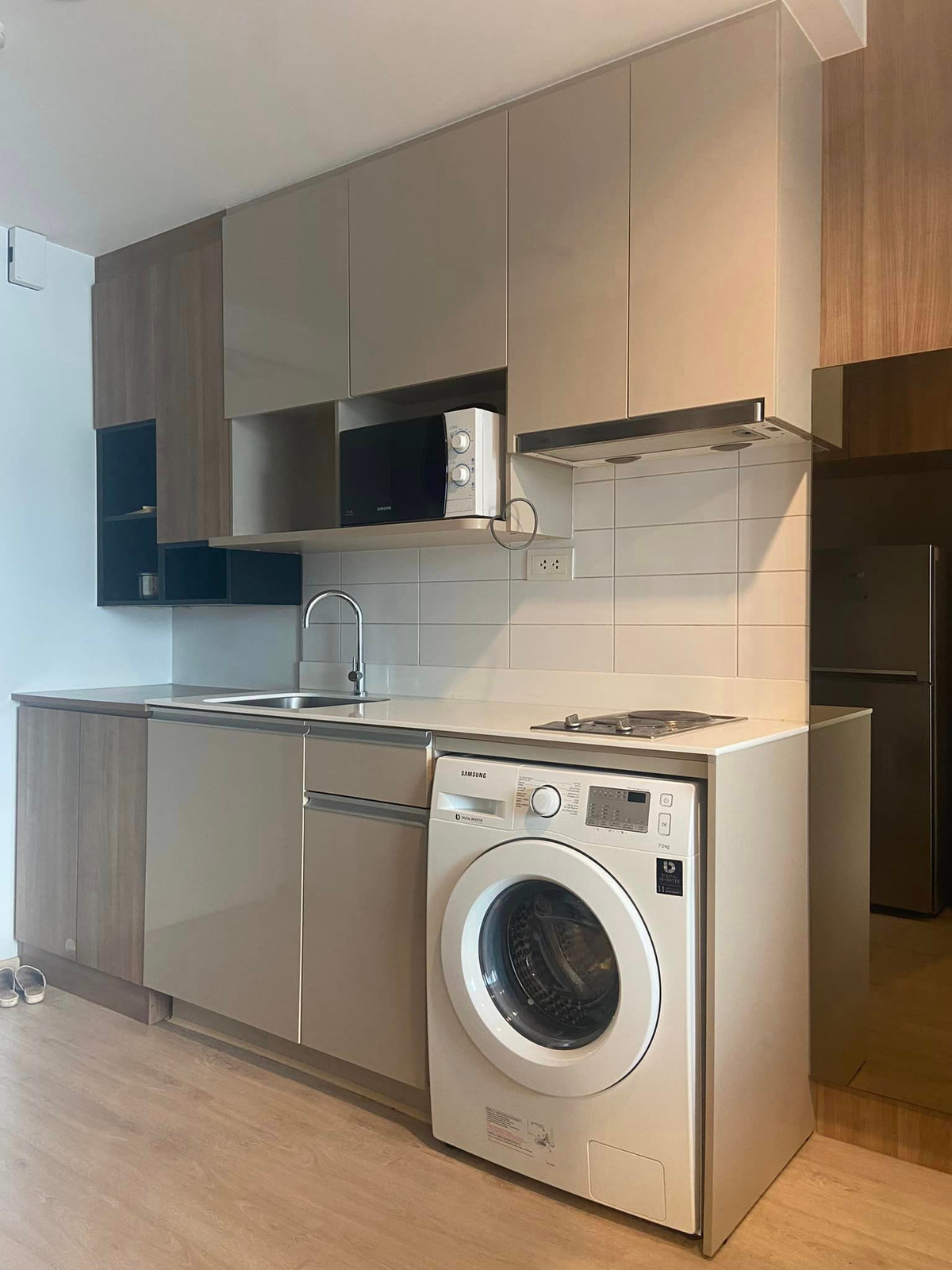 For SaleCondoRatchathewi,Phayathai : Ideo Q Ratchathewi【𝐒𝐄𝐋𝐋 & 𝐑𝐄𝐍𝐓】🔥Modern, cool, yet elegant, with a bright tone that looks slightly expensive🔥 Contact Line ID: @hacondo