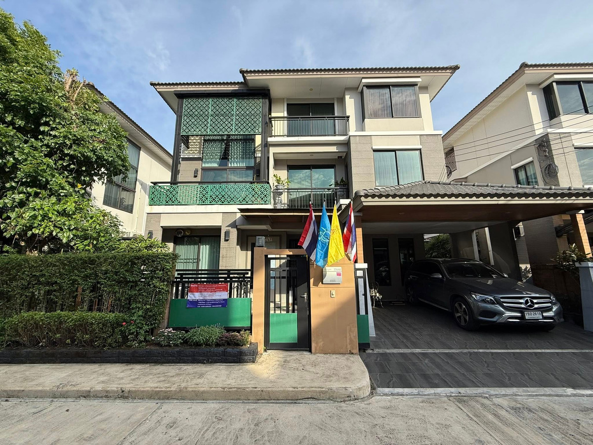 ขายบ้านพัฒนาการ ศรีนครินทร์ : P0254 ขายบ้านเดี่ยวหรู 3 ชั้น The Plant Elite พัฒนาการ 38 บ้านดีไซน์โมเดิร์น ตกแต่งครบ พร้อมเฟอร์นิเจอร์บิวท์อินและเครื่องใช้ไฟฟ้าครบชุด