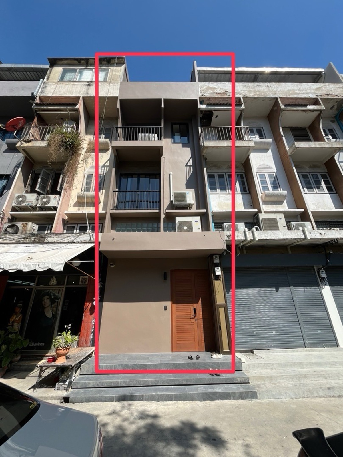 For RentHome OfficeNana, North Nana,Sukhumvit13, Soi Nana : Home office for rent, Nana Sukhumvit, near BTS Nana station, 800 meters.