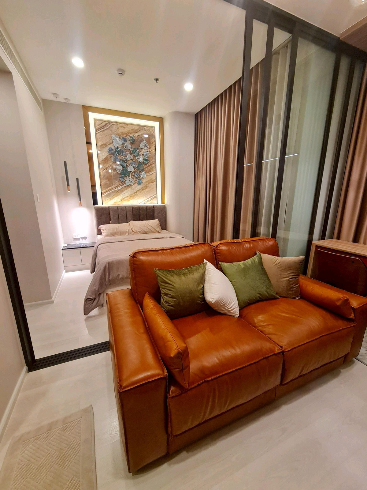 ขายคอนโดเกษตรศาสตร์ รัชโยธิน : ขาย Mazarine Ratchayothin ห้องมุม พร้อมอยู่  วิวสูง บิ้วอิน wall paper ผ้าม่านครบ