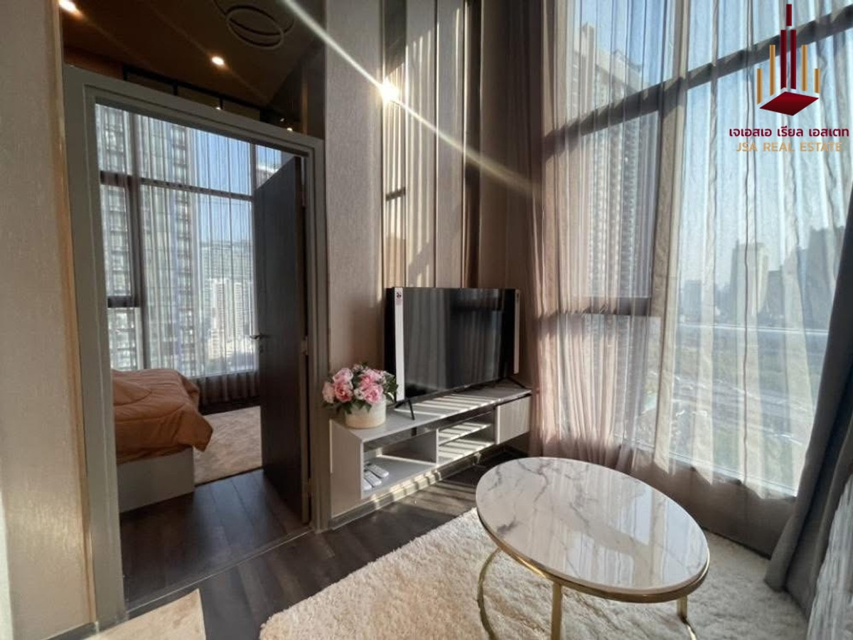 ให้เช่าคอนโดพระราม 9 เพชรบุรีตัดใหม่ RCA : ✨ For Rent: KnightsBridge Space Rama 9 Condo ✨ 💰 Only 42,000 THB/month