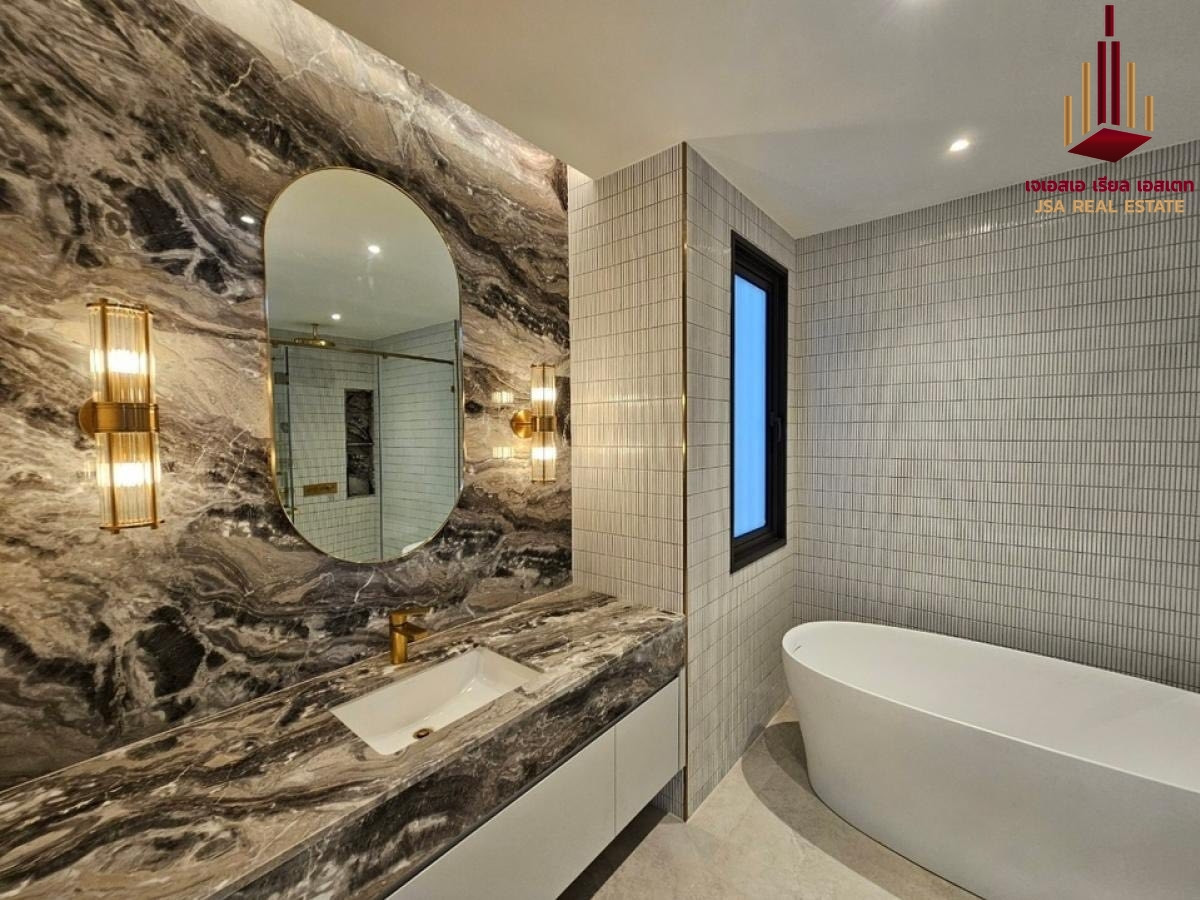 ให้เช่าบ้านพระราม 9 เพชรบุรีตัดใหม่ RCA : ✨ For Rent : BuGaan Rama 9-Meng Jai ✨  💰 Only 350,000 thb/month