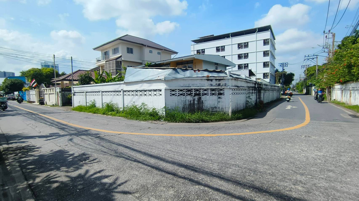 For SaleHouseSapankwai,Jatujak : Single house for sale, Soi Phahonyothin 35, city center area