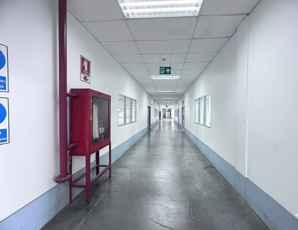 ขายโรงงานลาดกระบัง สุวรรณภูมิ : 🏭✨ โอกาสทอง! #ขายโรงงาน #พื้นที่สีม่วง พร้อมใบอนุญาต (รง.) ย่าน #ลาดกระบัง! 