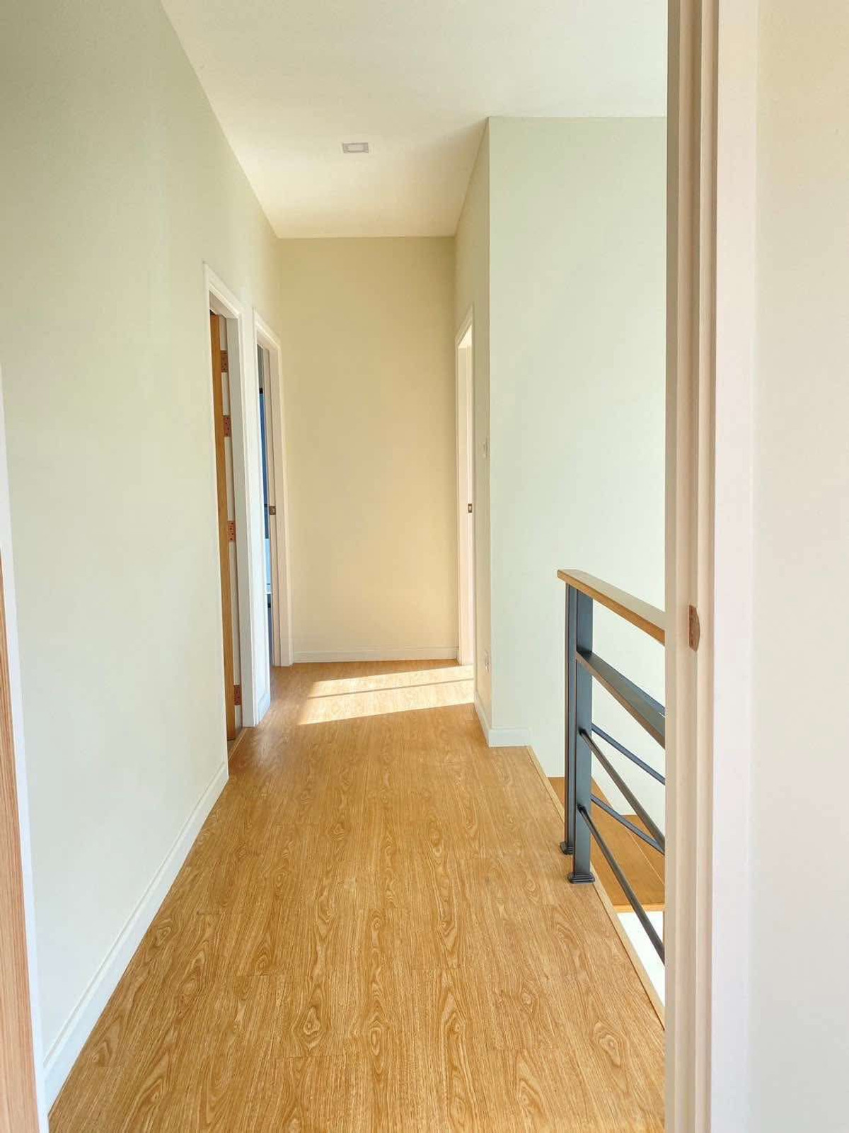 ขายบ้านพัทยา บางแสน ชลบุรี สัตหีบ : ลดเป็นล้าน 🔥 บ้านเดี่ยว เดอะ เลเจนด์ บางแสน / 4 ห้องนอน (ขาย), The Legend Bangsaen / Detached House 4 Bedrooms (FOR SALE) YEAN042