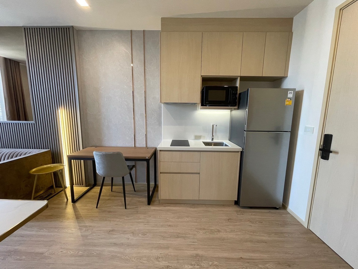 For RentCondoSukhumvit, Asoke, Thonglor : 🔥Urgent Rental🔥 Noble State 39, spacious unit with unblocked views, luxuriously decorated, fully furnished, ready to move in, near BTS Phrom Phong.
