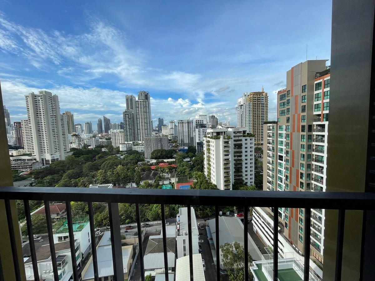 For RentCondoSukhumvit, Asoke, Thonglor : 🔥Urgent Rental🔥 Noble State 39, spacious unit with unblocked views, luxuriously decorated, fully furnished, ready to move in, near BTS Phrom Phong.