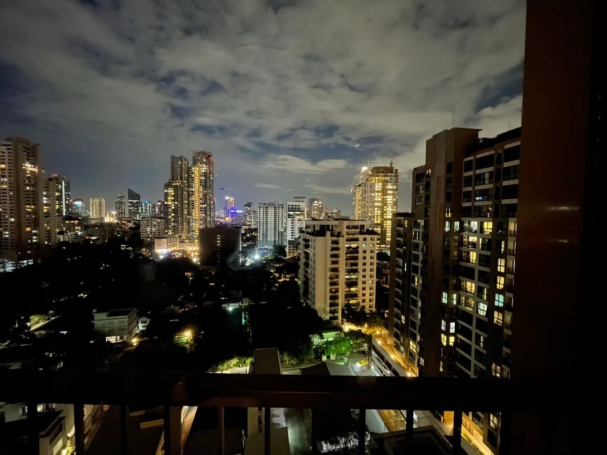 For RentCondoSukhumvit, Asoke, Thonglor : 🔥Urgent Rental🔥 Noble State 39, spacious unit with unblocked views, luxuriously decorated, fully furnished, ready to move in, near BTS Phrom Phong.