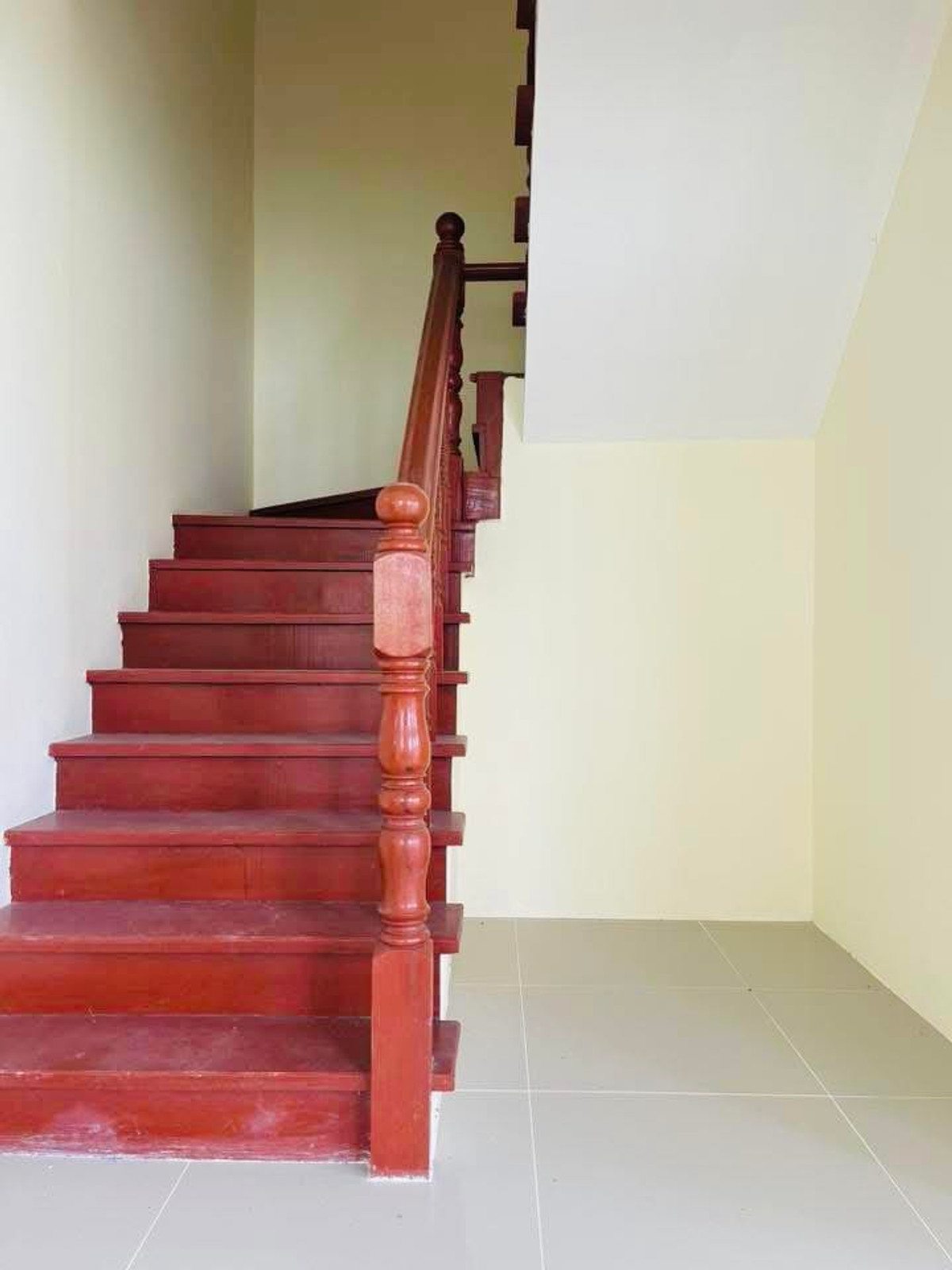 For SalePattaya, Bangsaen, Chonburi : Semi-Detached House Maneekaew Green House / 3 Bedrooms (FOR SALE), Maneekaew Green House / Semi-Detached House 3 Bedrooms (FOR SALE) YEAN041