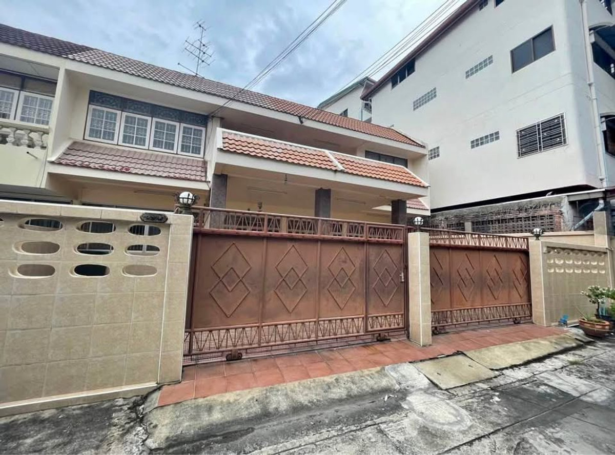 ให้เช่าบ้านปิ่นเกล้า จรัญสนิทวงศ์ : HR2958ให้เช่าบ้านเดี่ยว เนื้อที่ 90 ตรว.ย่านจรัญสนิทวงศ์ ใกล้ MRT ท่าพระ เดินทางสะดวก