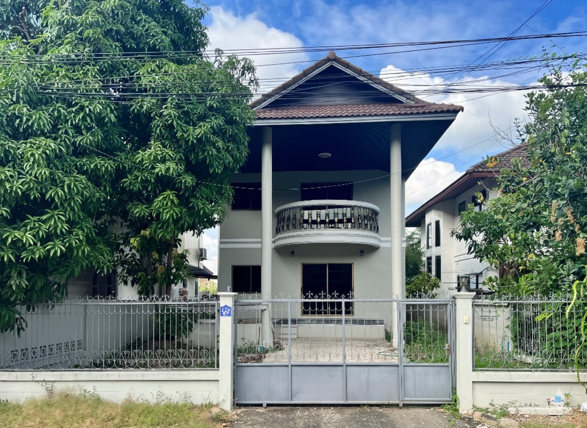 ขายบ้านลาดกระบัง สุวรรณภูมิ : บ้าน ร่มฤดี ร่มเกล้า 25/5 / 3 ห้องนอน (ขาย), Baan Romrudee Romklao 25/5 / 3 Bedrooms (FOR SALE) BZD038