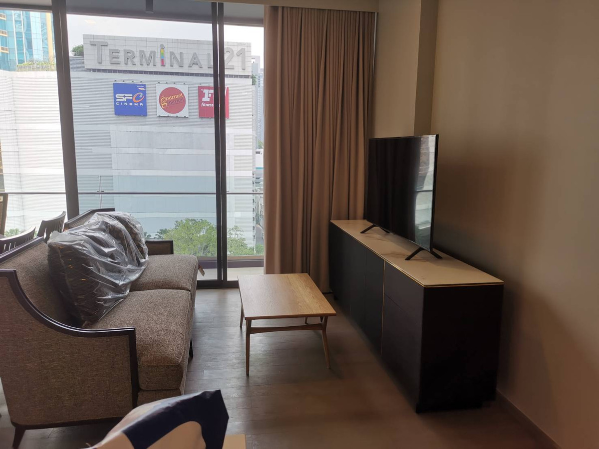 For RentCondoSukhumvit, Asoke, Thonglor : 🔥 For rent CELES Asoke — luxury condo in the heart of Asoke 🔥 📍 Near BTS Asoke & MRT Sukhumvit 🚆