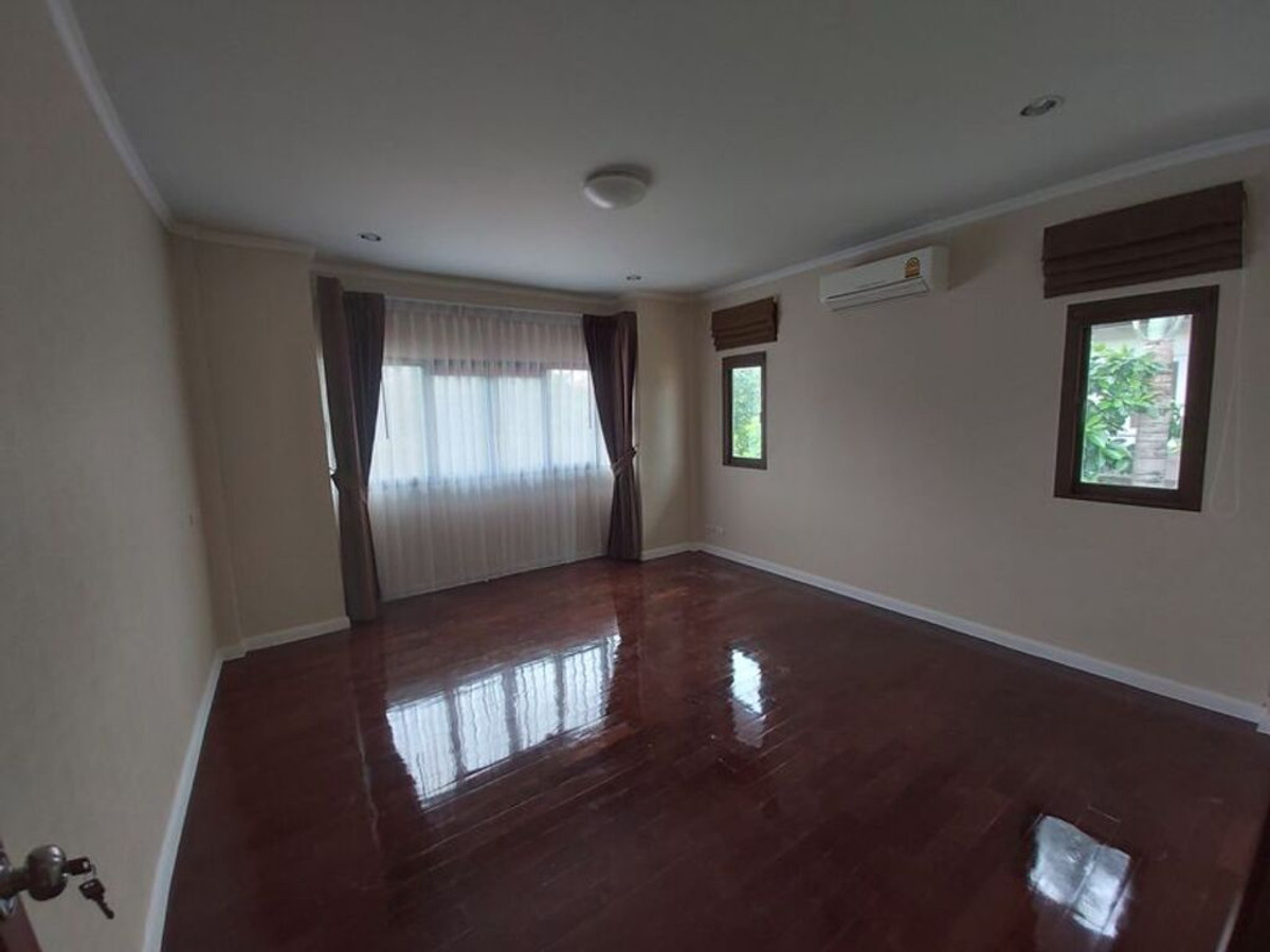 ให้เช่าบ้านลาดกระบัง สุวรรณภูมิ : ให้เช่า ศุภาลัย สุวรรณภูมิ เลขที่ 9/97 (ถ.อ่อนนุช-ลาดกระบัง) (ทิศตะวันออก อยู่หน้าสวน)