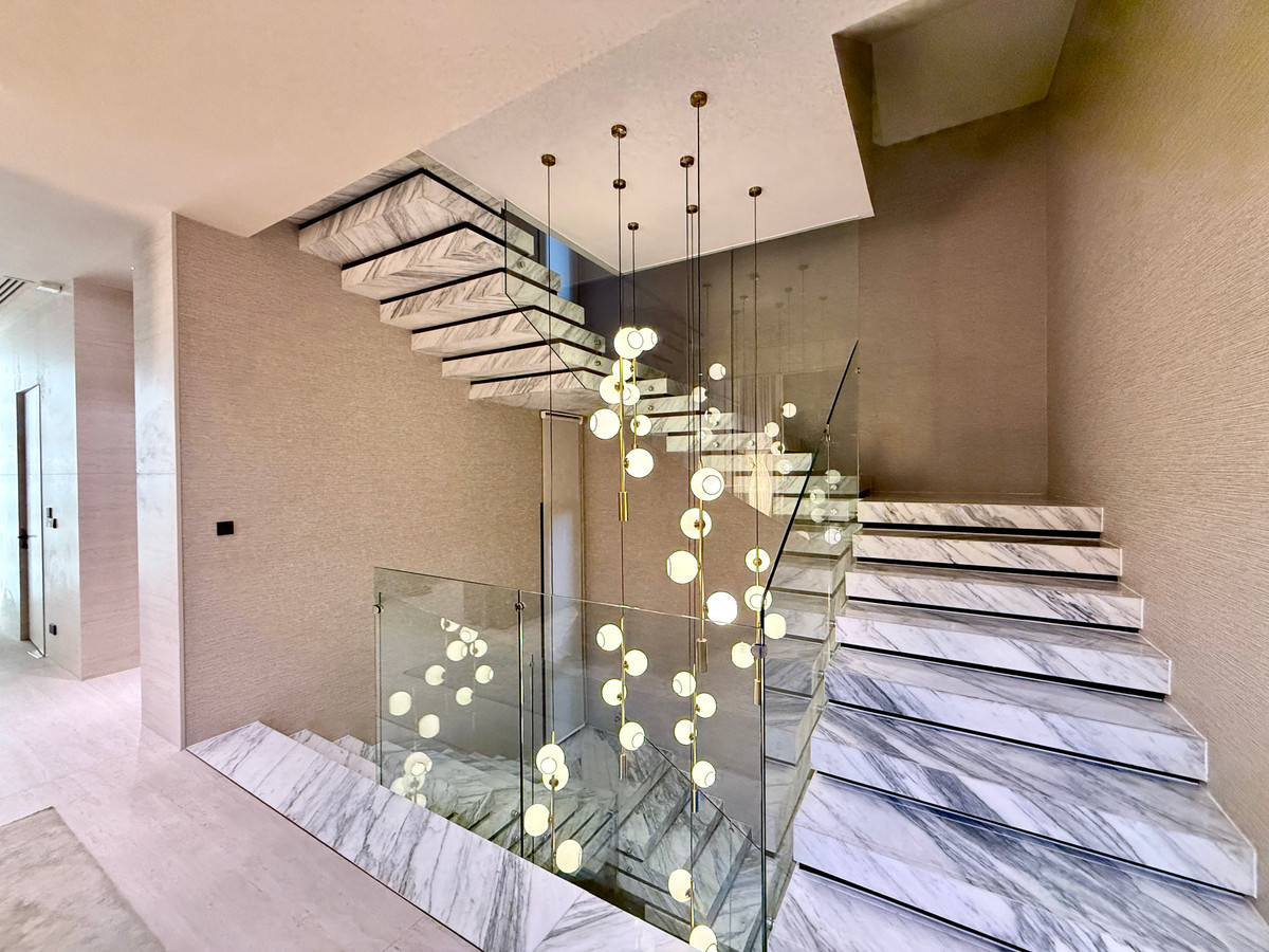 For SaleHouseBang Sue, Wong Sawang, Tao Pun : Very exclusive 3-story luxury house for sale, SONLE Residences Ratchadaphisek, Ultra Luxury Mansion in the heart of the city - only 5 exclusive homes from SC Asset, starting at 260 million baht.