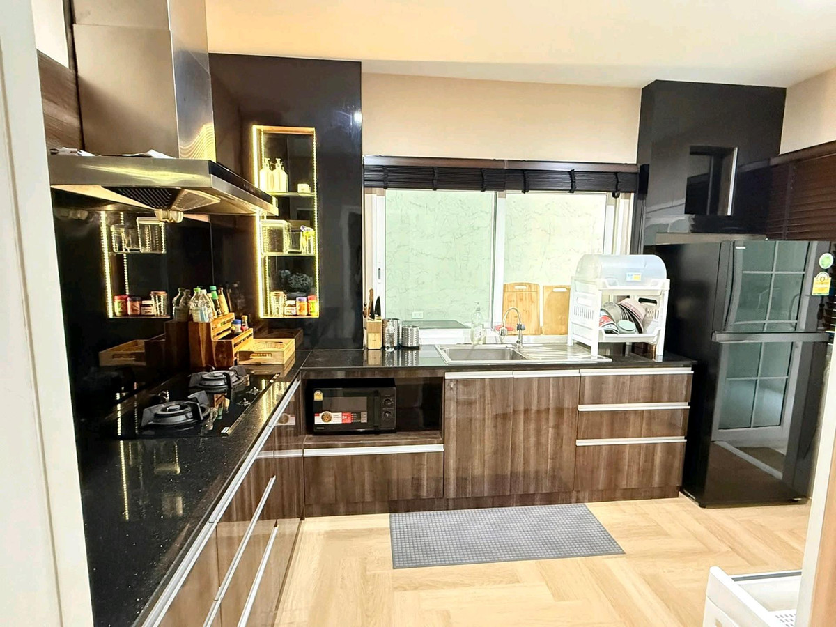 ขายบ้านพัฒนาการ ศรีนครินทร์ : 🚩For Sale : Golden Village Onnut - Pattanakarn / 4 Bed , 4 Bath / 10.9