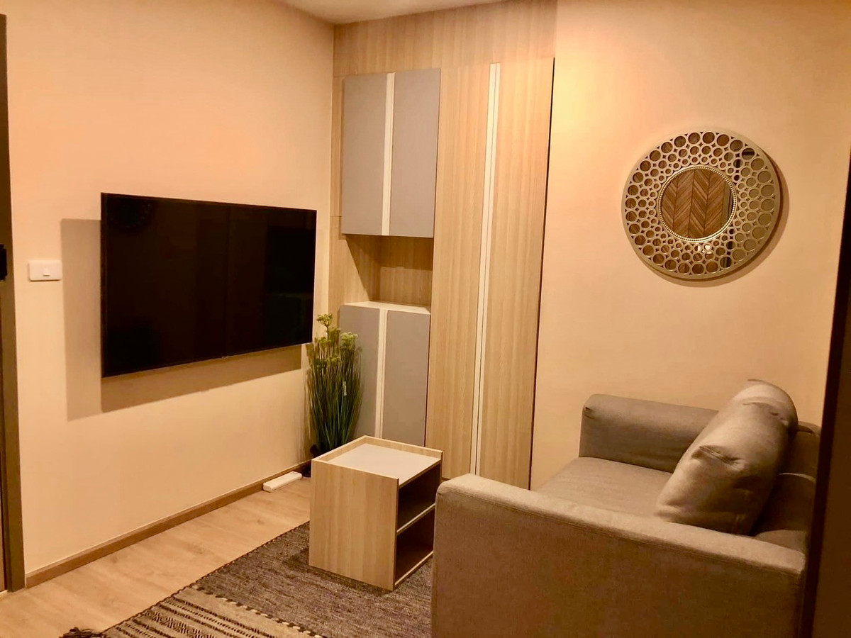 For SaleCondoBangna, Bearing, Lasalle : Urgent sale, luxury condominium next to BTS Bangna, next to Mahanakhon Expressway, size 1 bedroom, 34 sq m., decorated, fully furnished, electrical appliances.