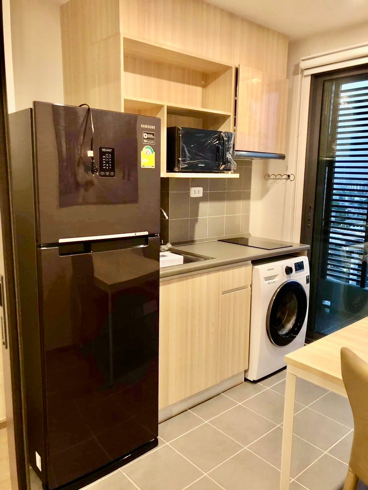 For SaleCondoBangna, Bearing, Lasalle : Urgent sale, luxury condominium next to BTS Bangna, next to Mahanakhon Expressway, size 1 bedroom, 34 sq m., decorated, fully furnished, electrical appliances.