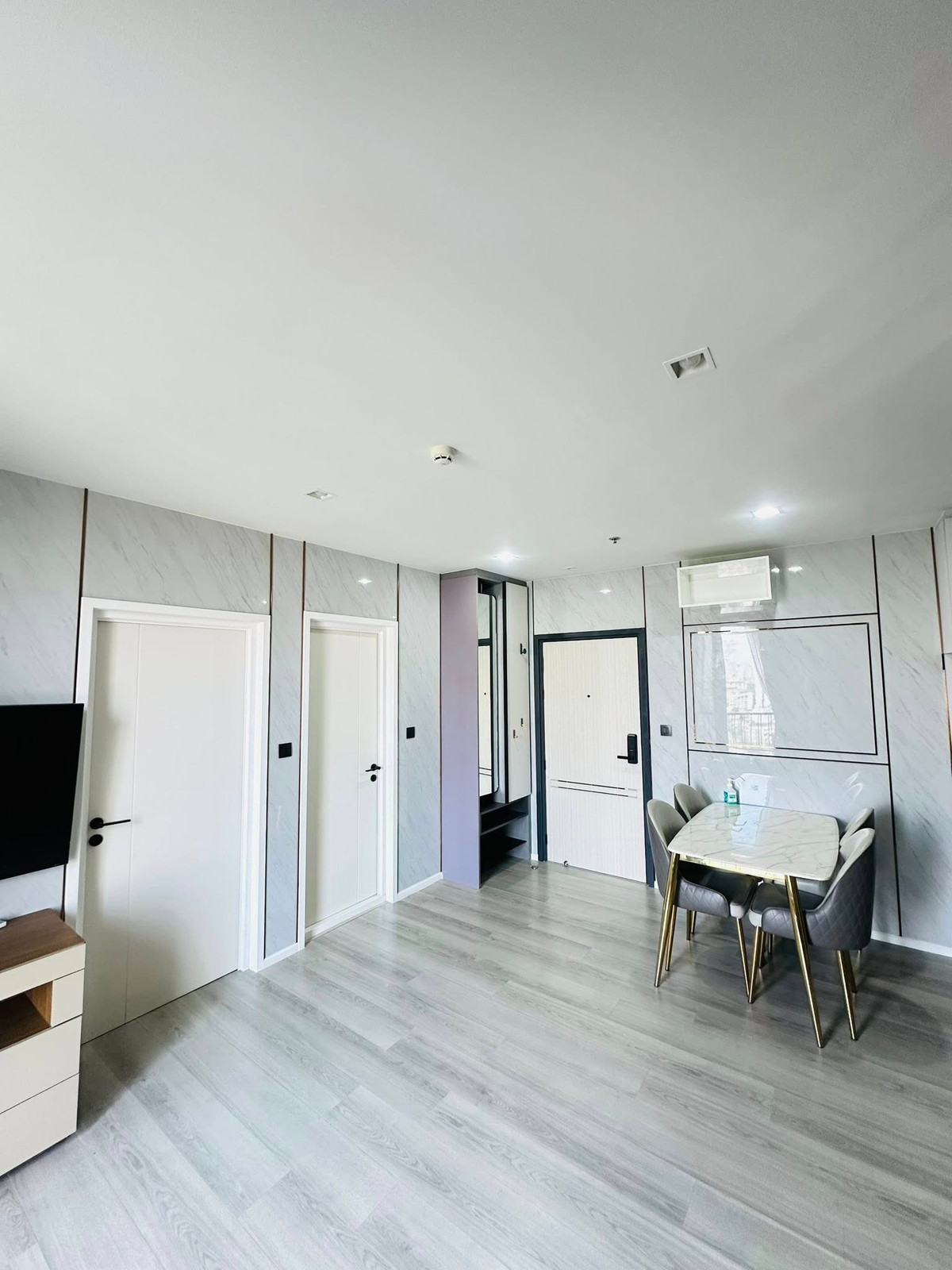 ให้เช่าคอนโดพระราม 3 สาธุประดิษฐ์ : ห้องมุม 52ตรม 2นอน1น้ำ ชั้น14 คอนโด The Key rama3