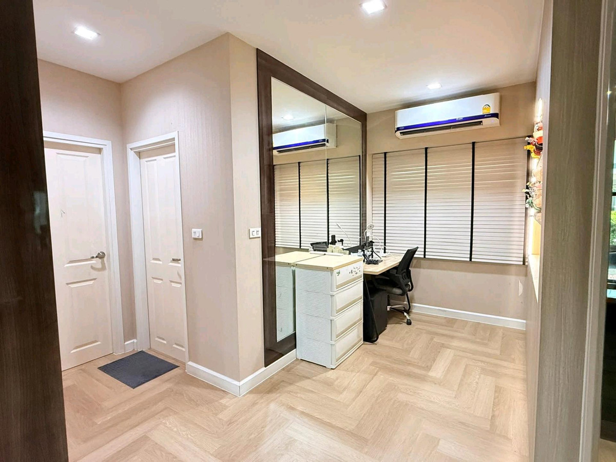 ขายบ้านพัฒนาการ ศรีนครินทร์ : 🚩For Sale : Golden Village Onnut - Pattanakarn / 4 Bed , 4 Bath / 10.9