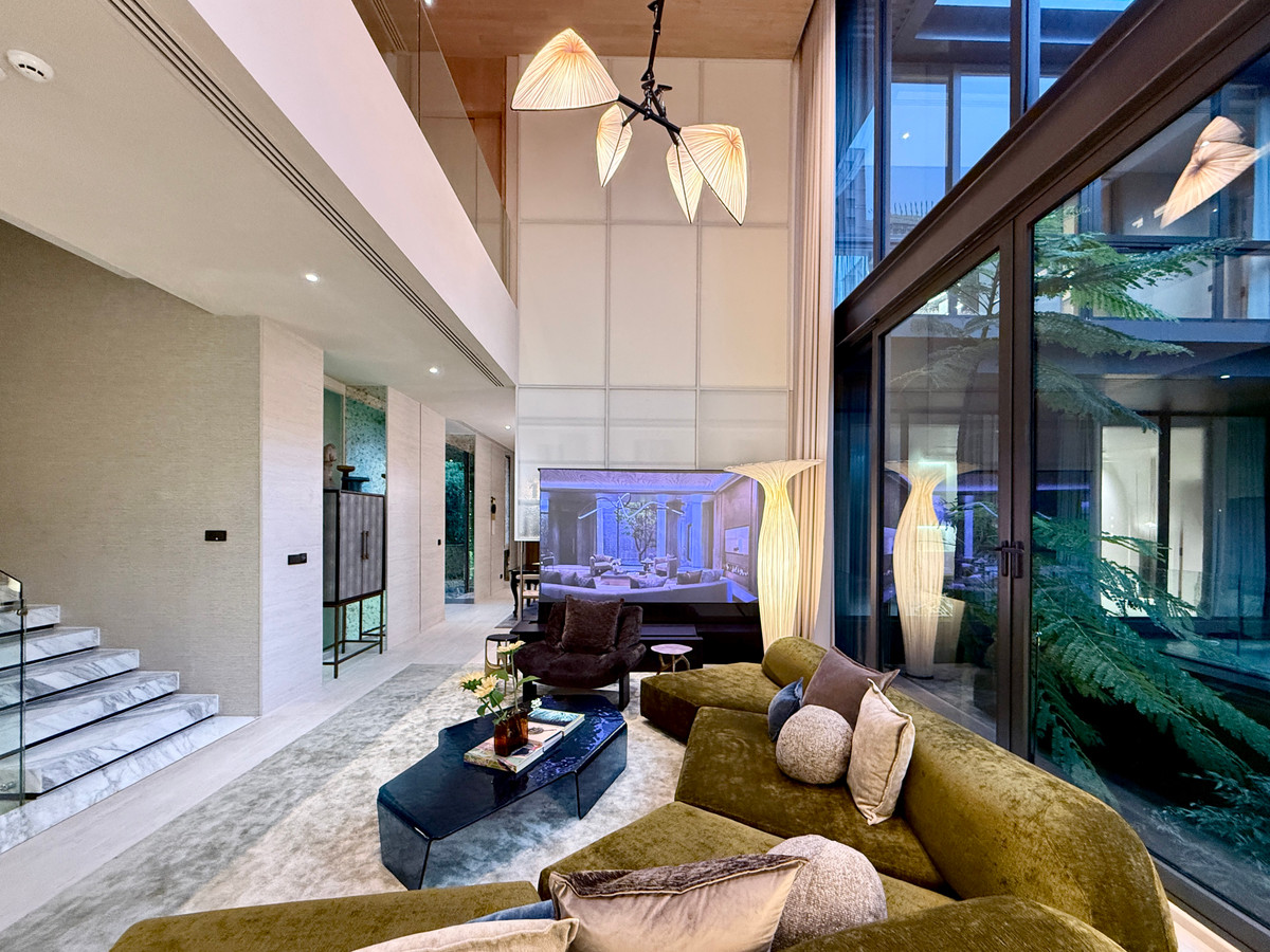 For SaleHouseBang Sue, Wong Sawang, Tao Pun : Very exclusive 3-story luxury house for sale, SONLE Residences Ratchadaphisek, Ultra Luxury Mansion in the heart of the city - only 5 exclusive homes from SC Asset, starting at 260 million baht.