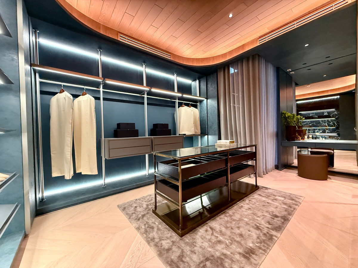 For SaleHouseBang Sue, Wong Sawang, Tao Pun : Very exclusive 3-story luxury house for sale, SONLE Residences Ratchadaphisek, Ultra Luxury Mansion in the heart of the city - only 5 exclusive homes from SC Asset, starting at 260 million baht.