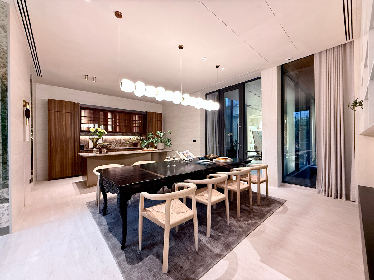 For SaleHouseBang Sue, Wong Sawang, Tao Pun : Very exclusive 3-story luxury house for sale, SONLE Residences Ratchadaphisek, Ultra Luxury Mansion in the heart of the city - only 5 exclusive homes from SC Asset, starting at 260 million baht.