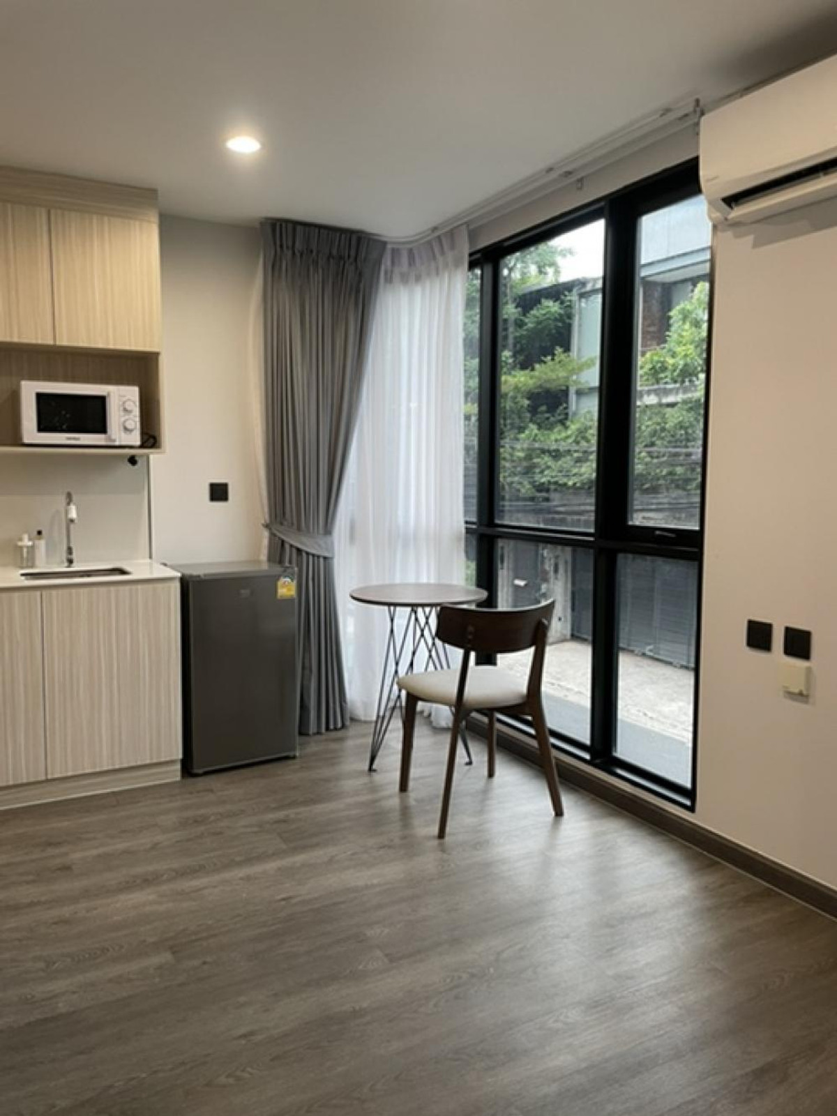 ขายคอนโดรัชดา ห้วยขวาง : Asher Privé Sutthisan / 1 Bedroom (SALE WITH TENANT), แอชเชอร์ พรีเว่ สุทธิสาร / 1 ห้องนอน (ขายพร้อมผู้เช่า) TARN036