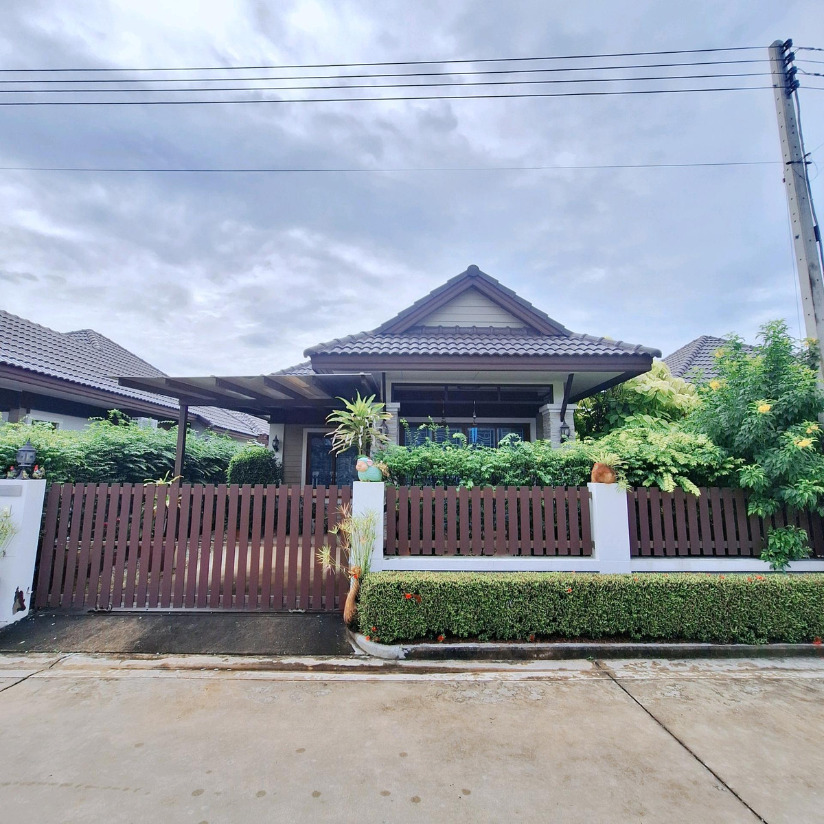 For RentHouseAyutthaya : House for rent House for rent 房屋出租