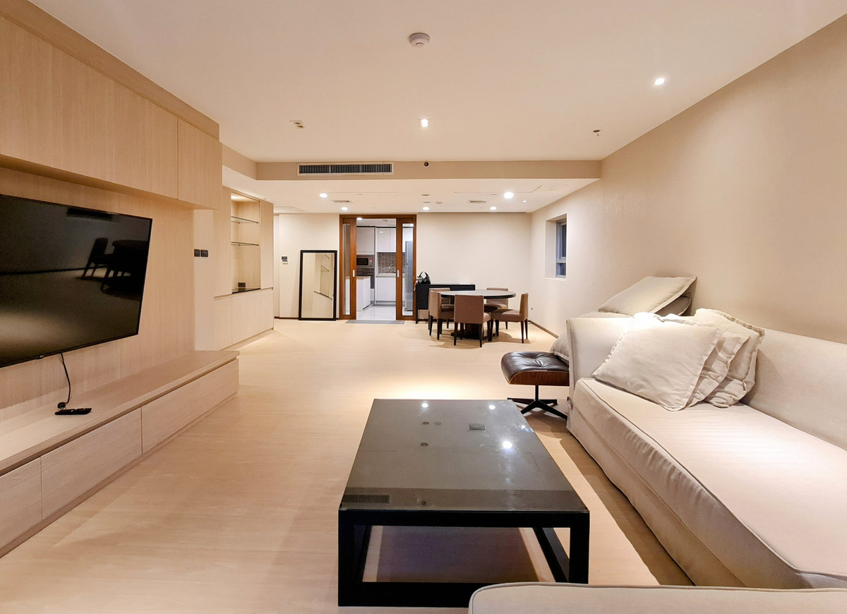 For SaleCondoWitthayu, Chidlom, Langsuan, Ploenchit : ✨️Super Value! 2BR Condo Freehold  in Wireless Road