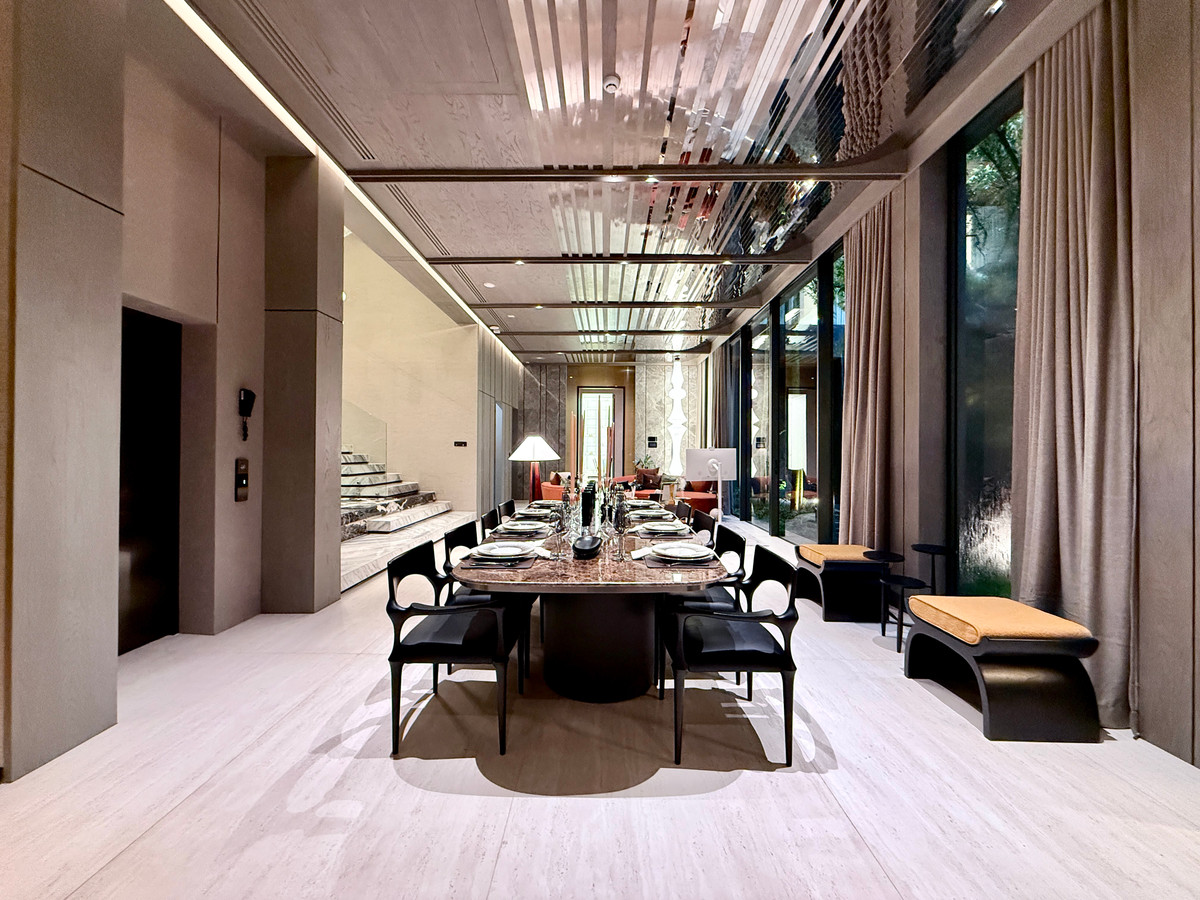 For SaleHouseBang Sue, Wong Sawang, Tao Pun : Very exclusive 3-story luxury house for sale, SONLE Residences Ratchadaphisek, Ultra Luxury Mansion in the heart of the city - only 5 exclusive homes from SC Asset, starting at 260 million baht.