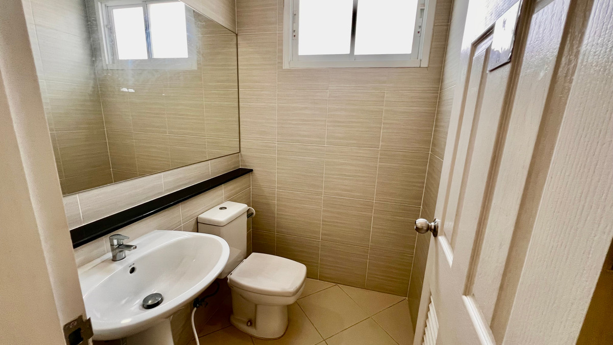 ขายทาวน์โฮมเกษตร นวมินทร์ ลาดปลาเค้า : ขาย ทาวน์โฮม 4 ชั้น Premium Place เอกมัย–รามอินทรา | ทำเลศักยภาพ ใกล้เลียบด่วน | เหมาะอยู่อาศัย–ทำออฟฟิศ–ลงทุนปล่อยเช่า