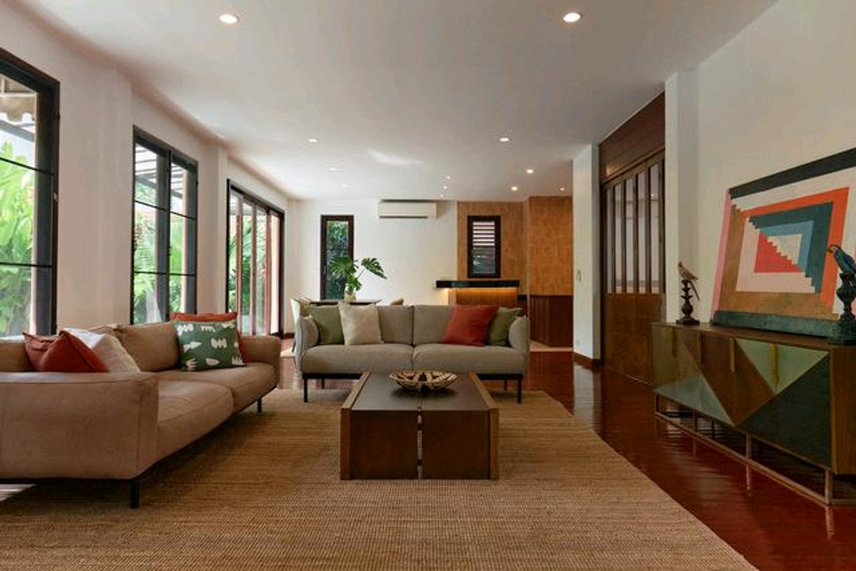 For RentSukhumvit, Asoke, Thonglor : Luxury Pool Villa For Rent in Sukhumvit 63 - Ekamai 4 bed 5 bath