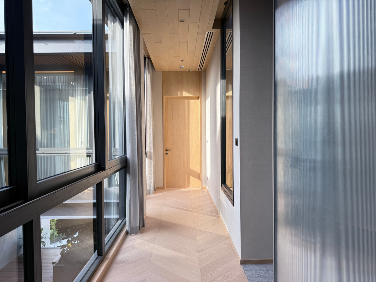 For SaleHouseBang Sue, Wong Sawang, Tao Pun : Very exclusive 3-story luxury house for sale, SONLE Residences Ratchadaphisek, Ultra Luxury Mansion in the heart of the city - only 5 exclusive homes from SC Asset, starting at 260 million baht.