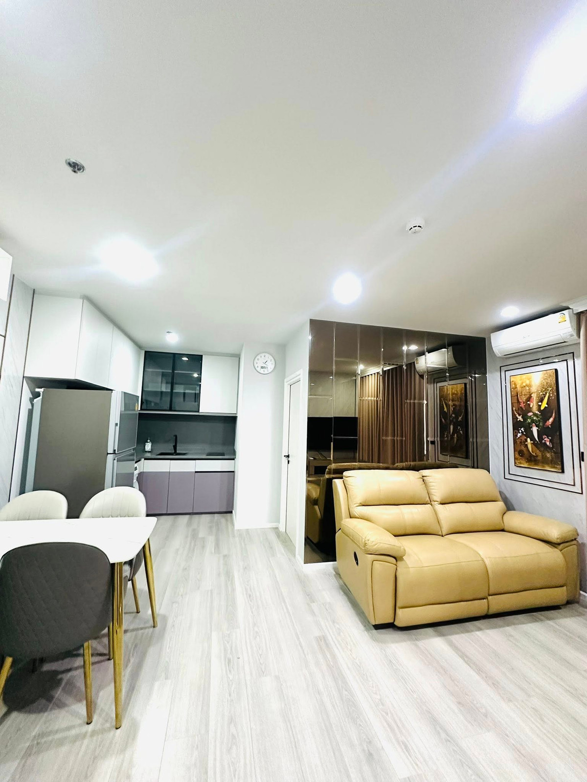 ให้เช่าคอนโดพระราม 3 สาธุประดิษฐ์ : ห้องมุม 52ตรม 2นอน1น้ำ ชั้น14 คอนโด The Key rama3